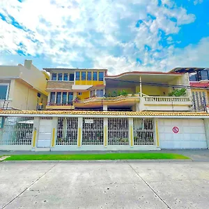 Guest house Garza **