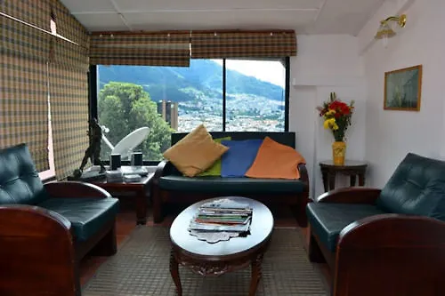 The Quito Guest House With Yellow Balconies For Travellers