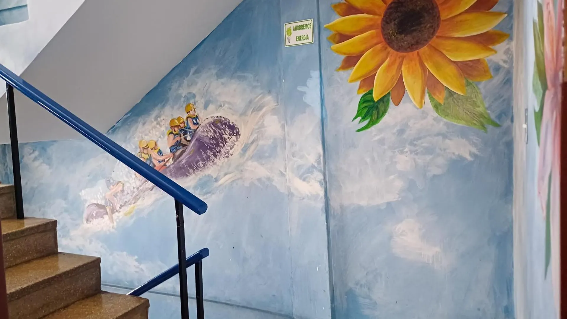 **  The Quito Guest House With Yellow Balconies For Travellers Ecuador